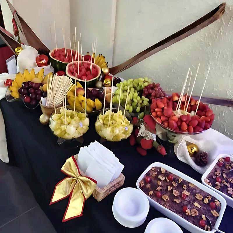 Mesa de frutas para confraternização de fim de ano